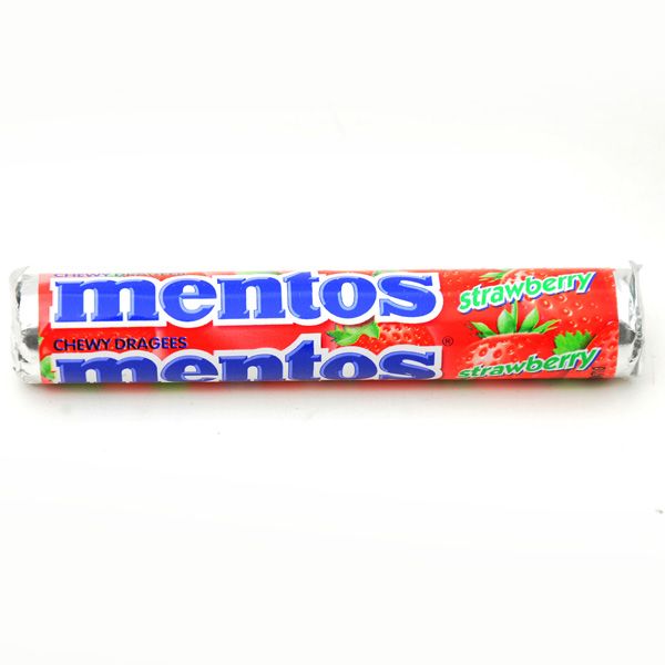 Mentos Candy Roll Strawberry Chewy  29gm